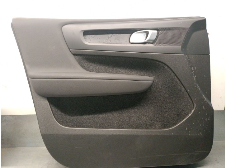 Recambio de guarnecido puerta delantera izquierda para volvo xc40 (536) recharge referencia OEM IAM 31479742 32282660 VOLVO