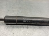 Recambio de amortiguadores capo para volvo xc70 2.4 diesel cat referencia OEM IAM 30674708 