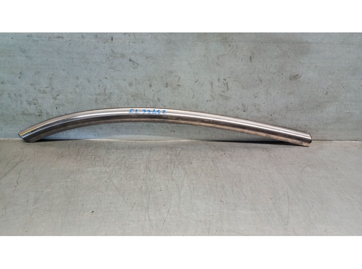 Recambio de molduras traseras para mini mini countryman (f60) cooper referencia OEM IAM 51357322527 51357322527 