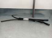 Recambio de brazo limpia delantero derecho para volkswagen golf v plus (1kp) 1.9 referencia OEM IAM 5M0955409C 5M0955410C 