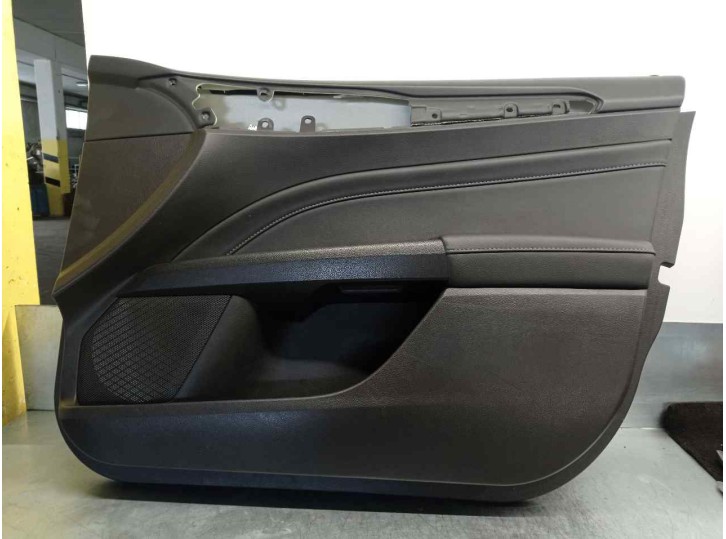 Replacement front right door trim panel for Ford Mondeo Lim. OEM IAM reference DS73F238A50EA 