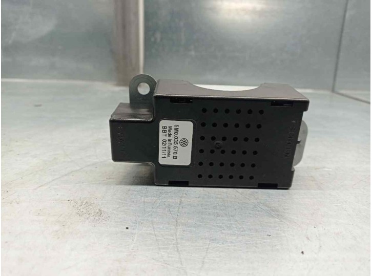 Recambio de modulo electronico para volkswagen golf v plus (1kp) 1.9 referencia OEM IAM 5M0035570B  
