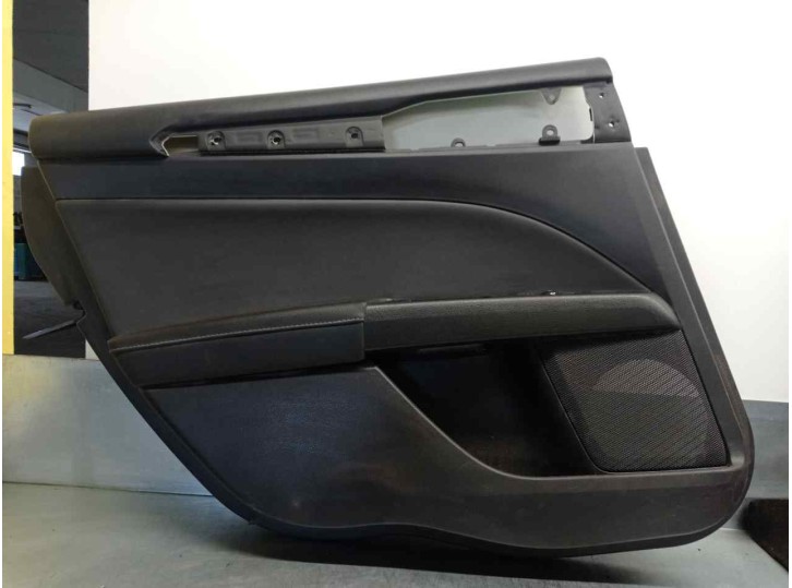 Recambio de guarnecido puerta trasera izquierda para ford mondeo lim. referencia OEM IAM 2150JL39266 