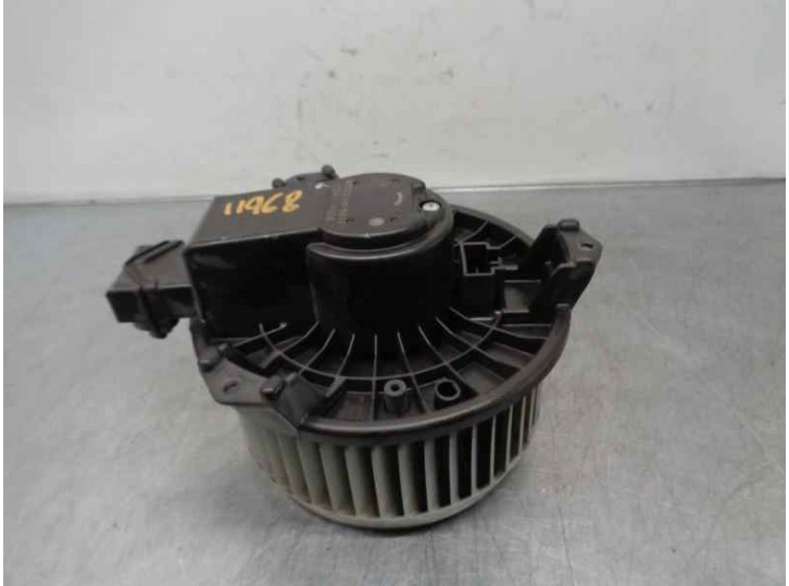 Replacement heater motor for Chrysler Sebring sedan 2.0 CRD cat OEM IAM reference 5191345AA AY2727005011 