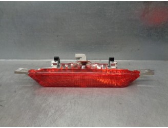 Recambio de luz central de freno para toyota corolla (e12) 2.0 d-cat referencia OEM IAM 8157002111  