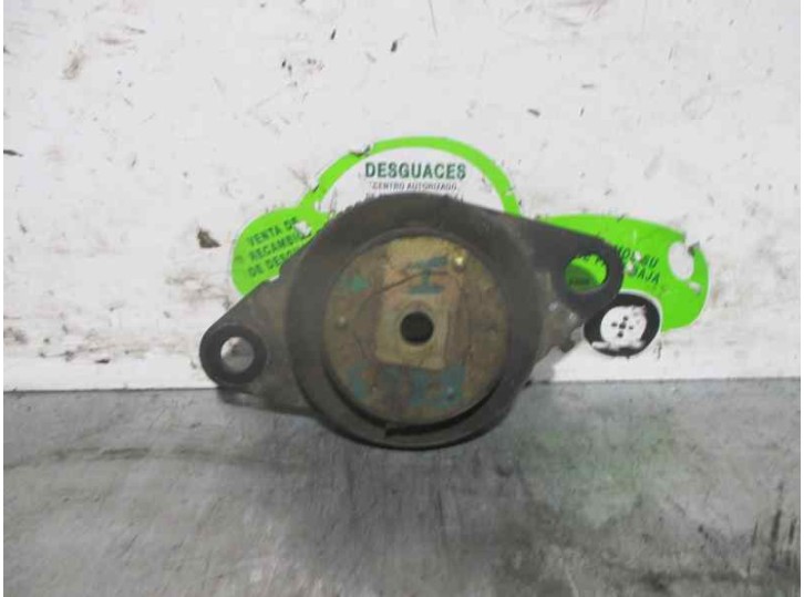 Replacement left engine mount for Renault Laguna II (BG0) 1.6 OEM IAM reference 538472 
