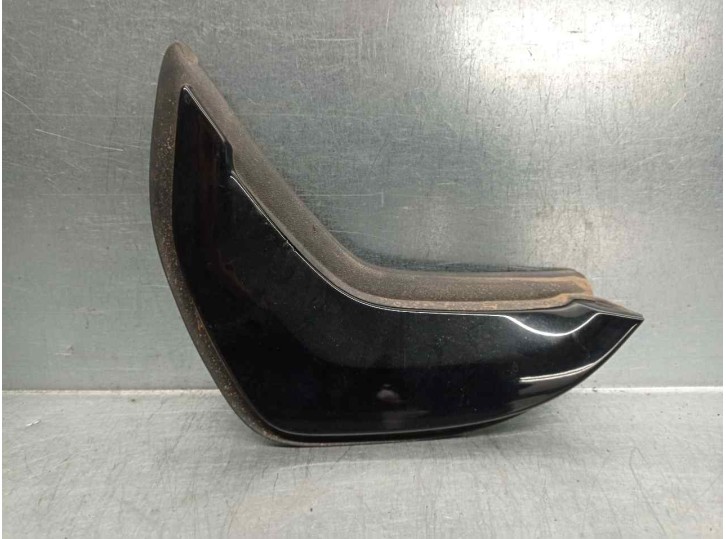 Recambio de embellecedor lateral para bmw serie 3 berlina (g20) referencia OEM IAM 746515807 