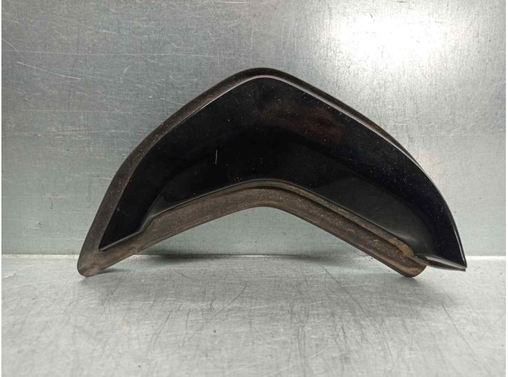 Recambio de embellecedor lateral para bmw serie 3 berlina (g20) referencia OEM IAM 746515707 5140G20 