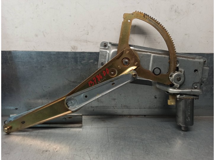 Recambio de elevalunas delantero derecho para saab 900 berlina 2.0 cat referencia OEM IAM 0130821663 2 PINES 5 PUERTAS
