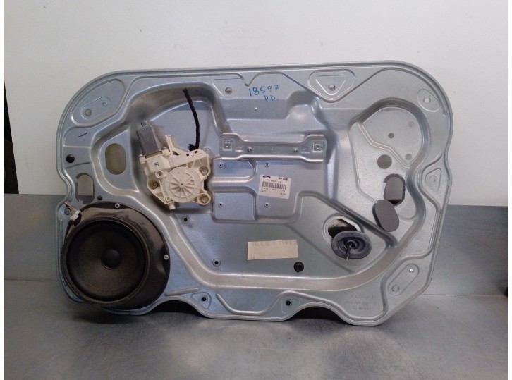 Recambio de elevalunas delantero derecho para ford focus berlina (cap) 1.8 tdci turbodiesel cat referencia OEM IAM 4M51A045H16A 