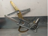 Recambio de elevalunas delantero derecho para saab 900 berlina 2.0 cat referencia OEM IAM 0130821663 2 PINES 5 PUERTAS