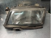 Recambio de faro izquierdo para saab 900 berlina 2.0 cat referencia OEM IAM 4469193  5 PUERTAS