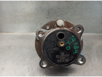 Recambio de mangueta trasera derecha para mazda 3 sedán (bp) referencia OEM IAM B45A2615X  