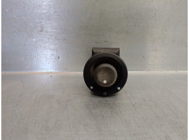 Recambio de mando retrovisor para renault master desde ´98 2.2 diesel referencia OEM IAM 7700803531 