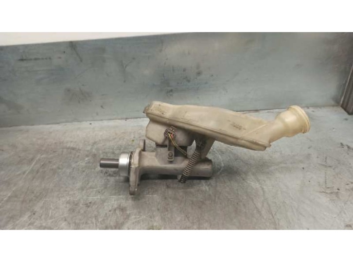 Recambio de bomba freno para citroën c3 1.4 referencia OEM IAM 32067093  