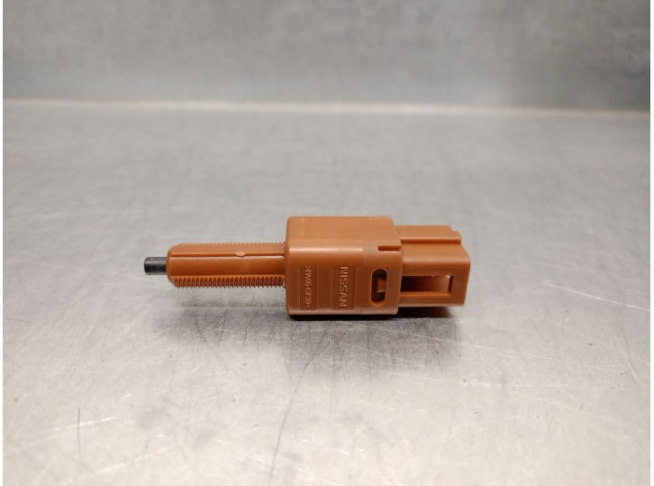 Recambio de interruptor para renault kadjar (ha_, hl_) 1.3 tce 140 referencia OEM IAM 253003RA0A 253003RA0A 