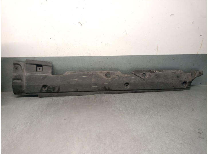 Recambio de cubrecarter para volvo xc40 (536) recharge referencia OEM IAM 32352088 32352088 VOLVO