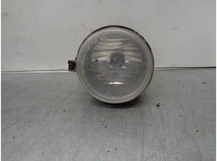 Replacement right front fog light for Chrysler Sebring saloon 2.0 CRD CAT OEM IAM reference 04805857AB 