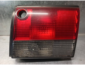 Recambio de piloto trasero derecho para saab 900 berlina 2.0 cat referencia OEM IAM 4448569 DE PORTON 5 PUERTAS