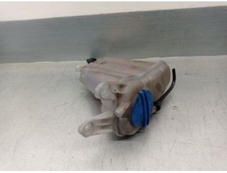 Replacement expansion tank for Audi A4 Saloon (B8) 2.0 16v TDI OEM IAM reference 8K01214030 