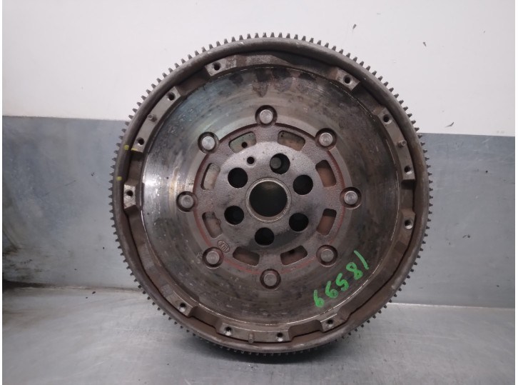 Recambio de volante motor para seat leon (1m1) 1.9 tdi referencia OEM IAM 038105264J  