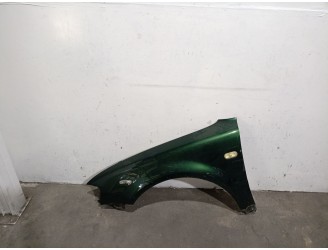 Replacement front left fender for Volkswagen Passat sedan (3B2) 1.9 TDI OEM IAM reference 3B0821105C 3B0821105C 