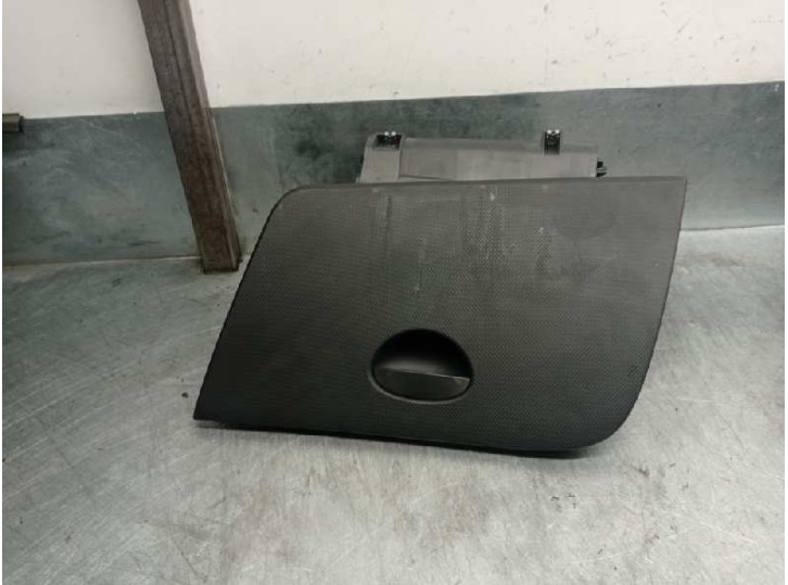 Recambio de guantera para seat leon (1p1) 2.0 tdi referencia OEM IAM 1P1857103 