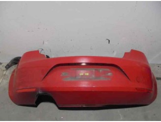 Recambio de paragolpes trasero para seat leon (1p1) 2.0 tdi referencia OEM IAM 1P0807421 ROJO 5 PUERTAS