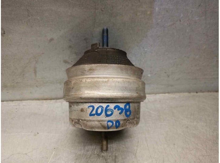 Recambio de soporte motor derecho para audi a6 avant (4b5) 2.4 v6 30v cat (bdv) referencia OEM IAM 4B0199379D 