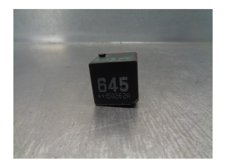 Recambio de rele para volkswagen cc (358) tdi referencia OEM IAM 4H0951253A 
