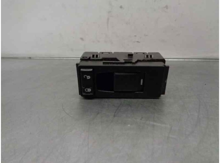 Recambio de mando elevalunas delantero derecho para chrysler sebring berlina 2.0 crd cat referencia OEM IAM 04602786AA 