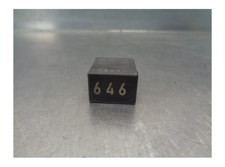 Recambio de rele para volkswagen cc (358) tdi referencia OEM IAM 4H0951253C  