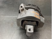 Replacement right engine mount for BMW 3 Series sedan (G20) OEM IAM reference 6860494 