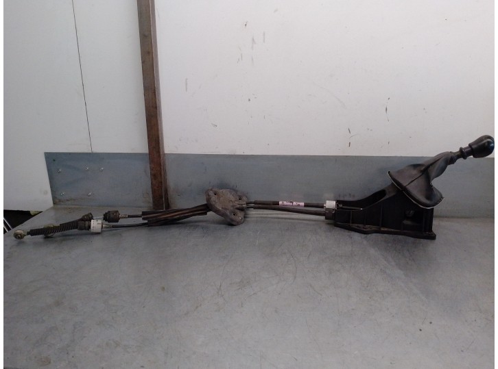 Recambio de palanca cambio para renault scenic iii 1.5 dci diesel fap referencia OEM IAM 8201021402  