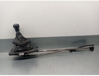 Recambio de palanca cambio para audi a4 ber. (b8) 2.0 16v tdi referencia OEM IAM 8K0711025P 