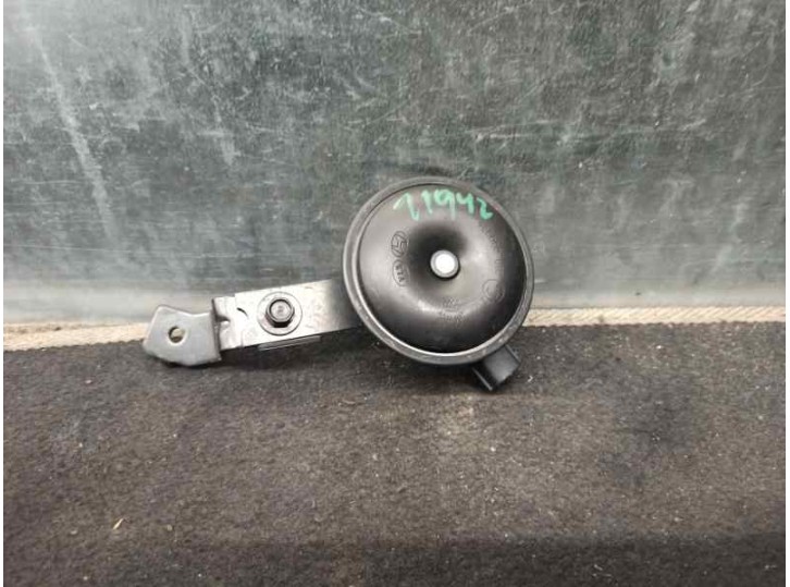 Recambio de claxon para kia rio 1.1 crdi cat referencia OEM IAM 966301W000  