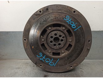 Recambio de volante motor para iveco daily ka 2.3 diesel cat referencia OEM IAM 504382924  