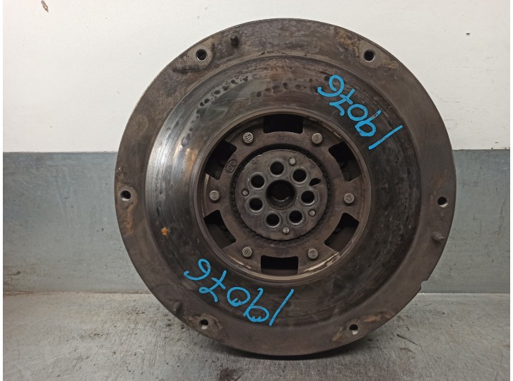 Replacement flywheel for Iveco Daily KA 2.3 Diesel CAT OEM IAM reference 504382924 