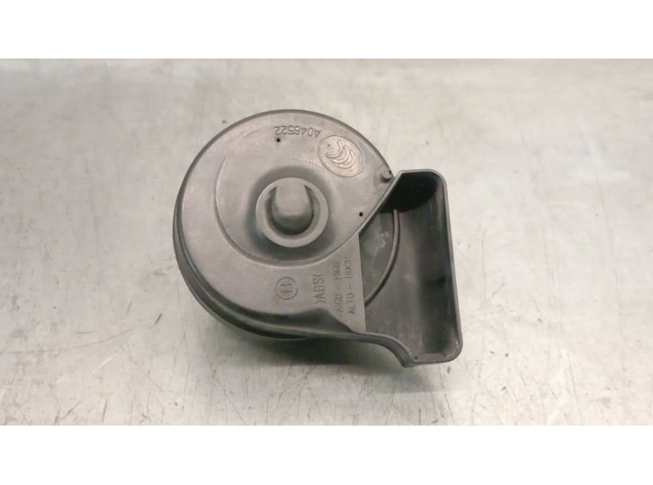 Replacement horn for Volkswagen Tiguan (5N_) 2.0 TDI OEM IAM reference 5N0951223A 5N0951223A 