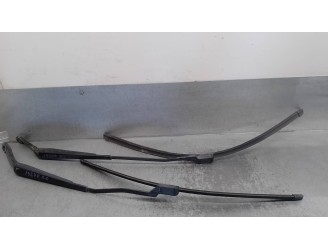 Recambio de brazo limpia delantero derecho para citroën c4 lim. 1.6 hdi fap referencia OEM IAM 9687494480 DERECHO E IZQUIERDO 