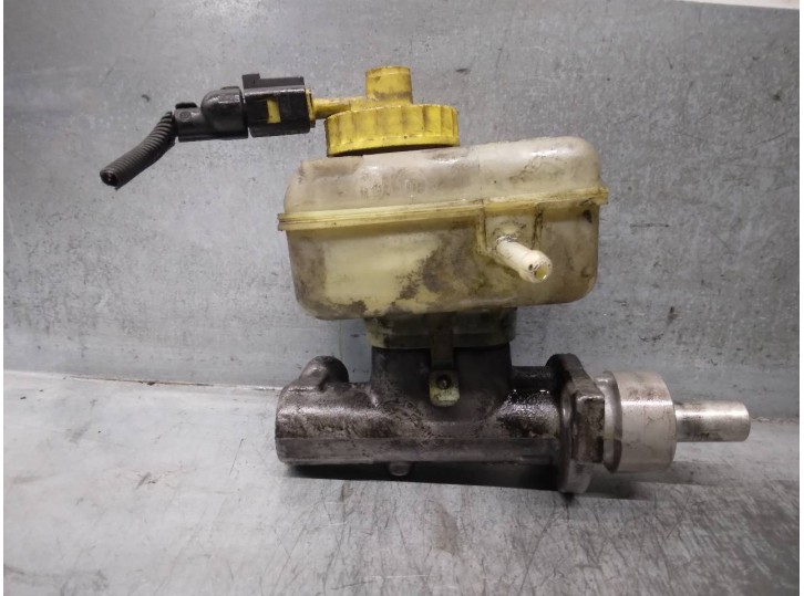 Recambio de bomba freno para audi a3 (8l) 1.6 referencia OEM IAM 21027099 