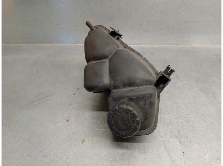 Recambio de deposito expansion para mercedes-benz vaneo (w414) furgoneta compacta 1.7 turbodiesel cat referencia OEM IAM 1685000