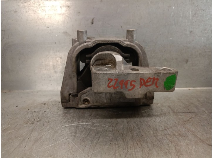 Replacement right engine mount for Volkswagen Caddy Alltrack IV van/MPV (SAA) 2.0 TDI 4Motion OEM IAM reference I