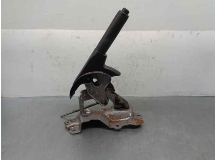 Recambio de palanca freno de mano para toyota yaris (_p9_) 1.4 d-4d (nlp90_) referencia OEM IAM 462350D010 