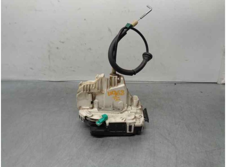 Recambio de cerradura puerta trasera izquierda para chrysler sebring berlina 2.0 crd cat referencia OEM IAM 04589425AC 
