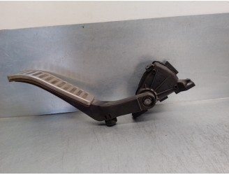 Recambio de potenciometro pedal para volkswagen touareg (7la) 5.0 v10 tdi cat (ayh) referencia OEM IAM 7L6723507 6PV00777024 HEL