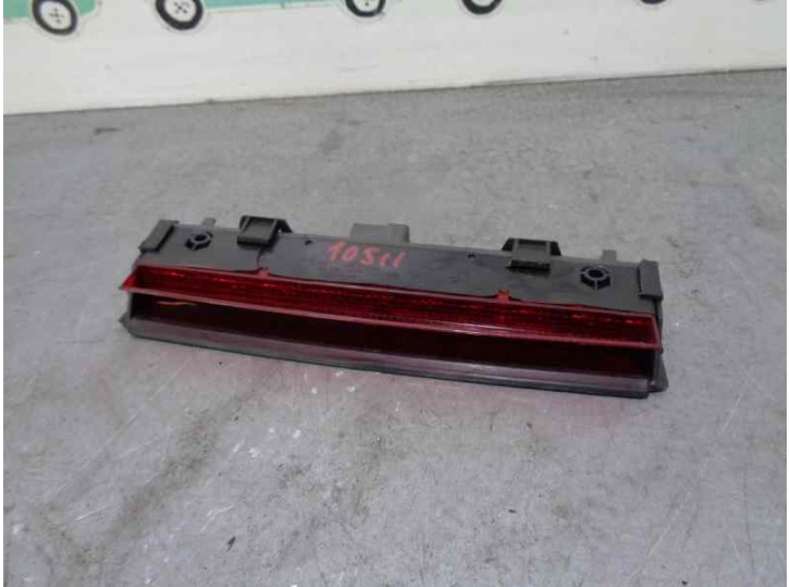 Recambio de luz central de freno para alfa romeo 147 (190) 1.9 jtd cat referencia OEM IAM 46743133  