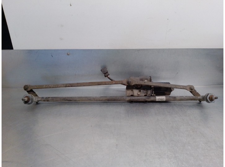 Recambio de motor limpia delantero para renault master desde ´98 2.2 diesel referencia OEM IAM 8200105089 