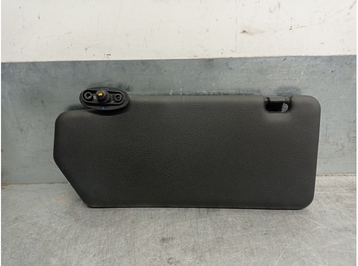 Recambio de parasol derecho para fiat fiorino enero (255) 1.7 turbodiesel cat referencia OEM IAM 182132880  