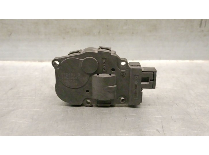 Recambio de motor apertura trampillas climatizador para bmw 1 (f20) 116 d referencia OEM IAM EFB4913  T946104A